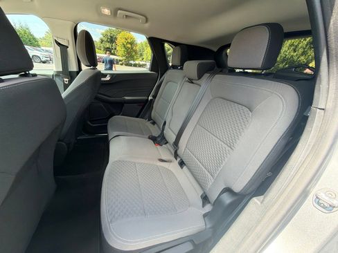 Used 2021 Ford Escape SE w/ SE Sport Appearance Package FWD image 22