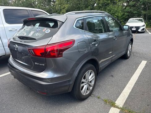 Certified 2019 Nissan Rogue Sport SV w/ Technology Package AWD/4WD image 4