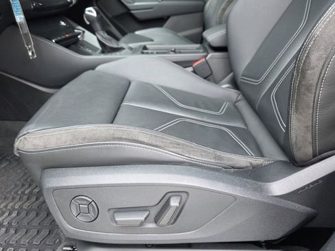 Used 2022 Audi Q3 2.0T Premium Plus w/ Premium Plus Package image 14