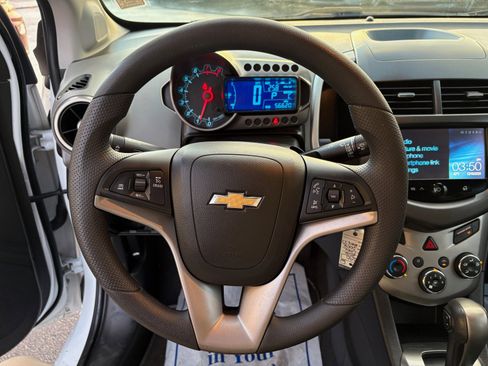 Used 2016 Chevrolet Sonic LT image 30