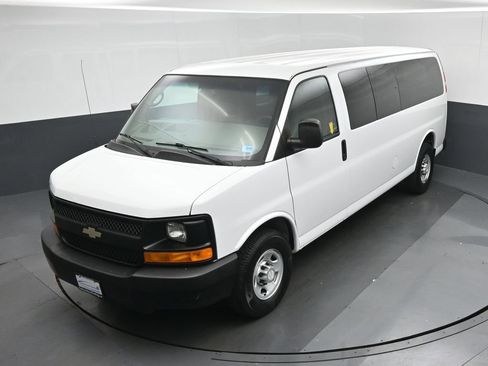 Used 2014 Chevrolet Express 3500 LS RWD image 59
