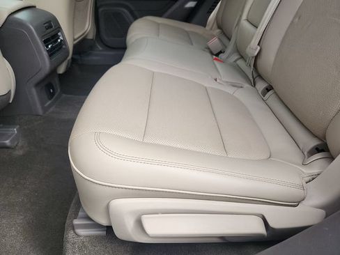 Used 2022 Lincoln Corsair AWD w/ Premium Package image 26