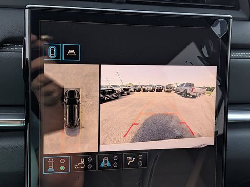New 2027 GMC Terrain Elevation w/ Technology Package II FWD image 16