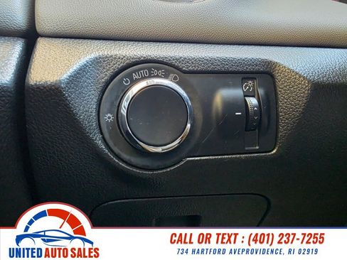 Used 2015 Chevrolet Cruze LS FWD image 18