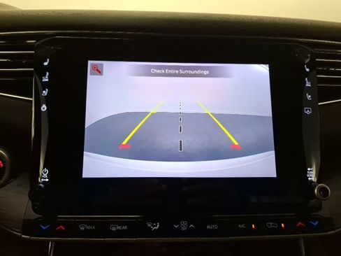 Used 2024 Jeep Wagoneer Series II w/ Flexible Seating Group RWD image 29