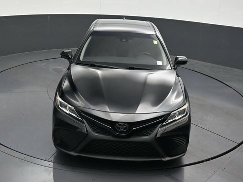 Used 2020 Toyota Camry SE FWD image 21