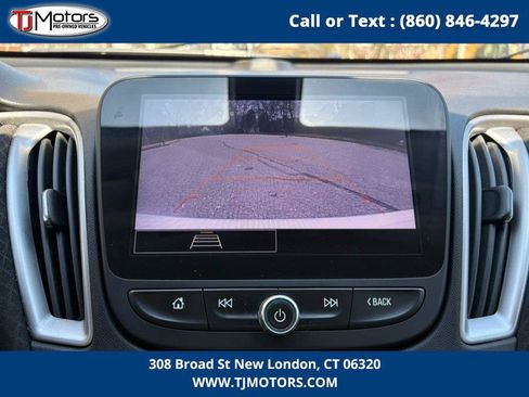 Used 2022 Chevrolet Malibu LT FWD image 20