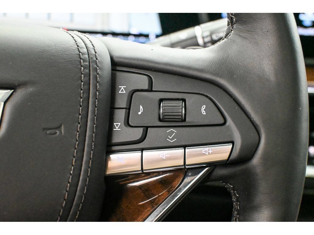 Certified 2024 Cadillac Escalade Sport Platinum w/ LPO, ONYX Package AWD/4WD image 49