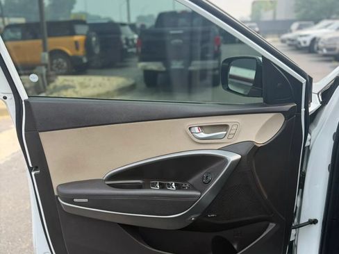 Used 2018 Hyundai Santa Fe Sport AWD/4WD image 10