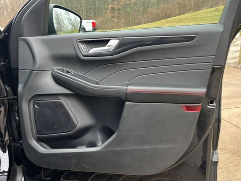 Used 2024 Ford Escape ST-Line w/ Tech Pack #1 image 23