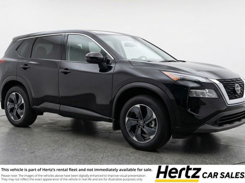 Used 2025 Nissan Rogue SV AWD/4WD image 1