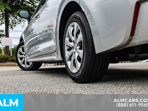 Used 2023 Toyota Corolla LE image 16