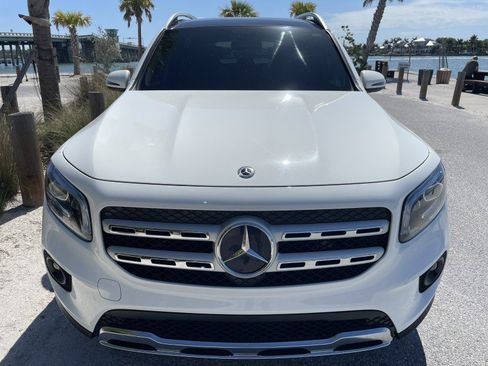 Used 2020 Mercedes-Benz GLB 250 image 3