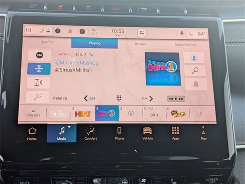 New 2025 Jeep Grand Cherokee Limited w/ Luxury Tech Group II image 24