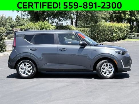 Certified 2025 Kia Soul LX w/ LX Technology Package FWD image 4