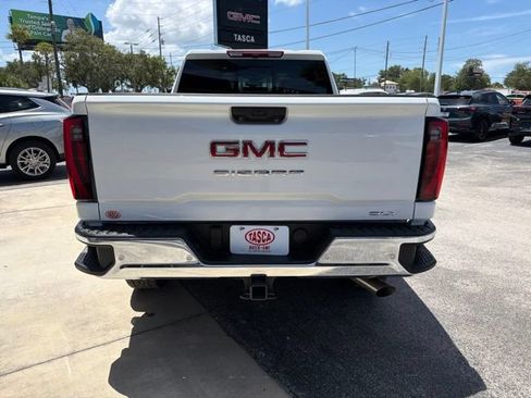 Used 2026 GMC Sierra 2500 SLT w/ SLT Premium Package AWD/4WD image 7