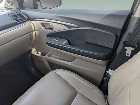 Used 2018 Honda Pilot EX-L image 20