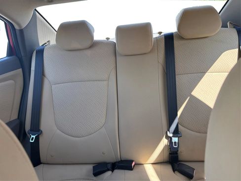 Used 2013 Hyundai Accent GLS w/ Premium Pkg FWD image 14