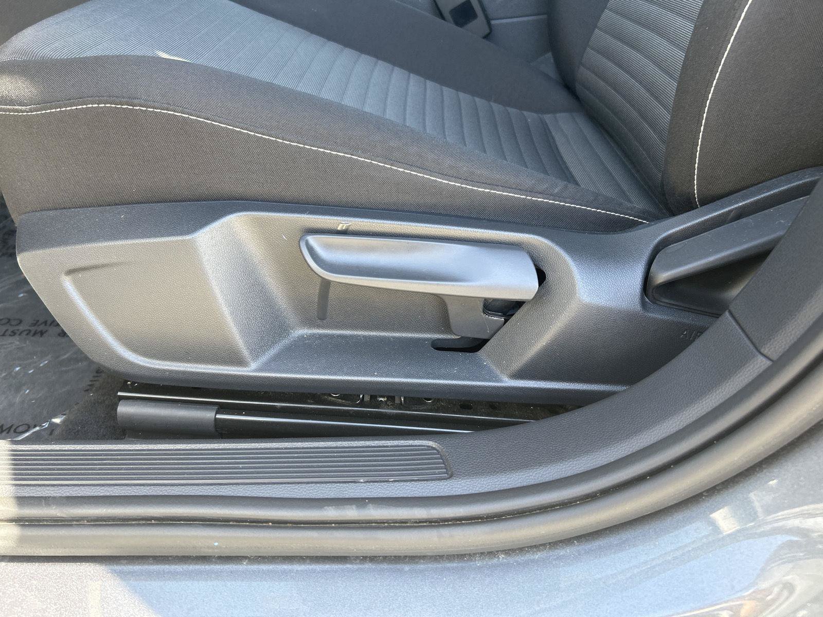 Used 2023 Volkswagen Jetta S FWD image 19