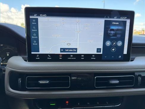 Used 2022 Lincoln Nautilus Reserve w/ Equipment Group 201A AWD/4WD image 26
