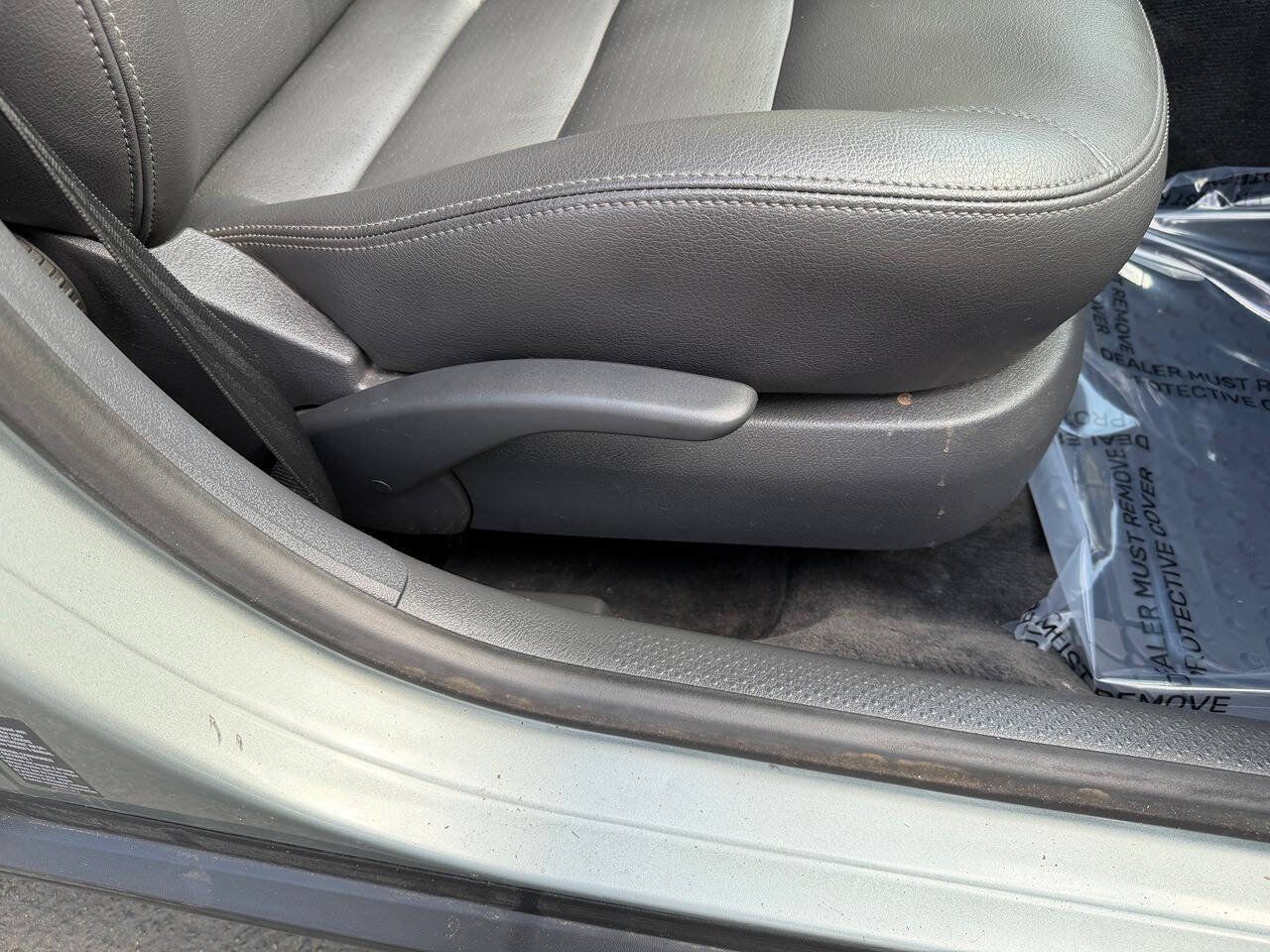 Used 2005 Volkswagen Passat GL FWD image 53