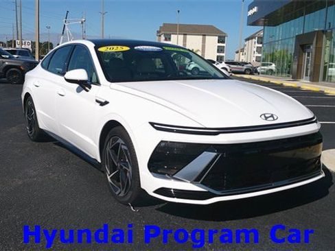 Certified 2025 Hyundai Sonata SEL image 1