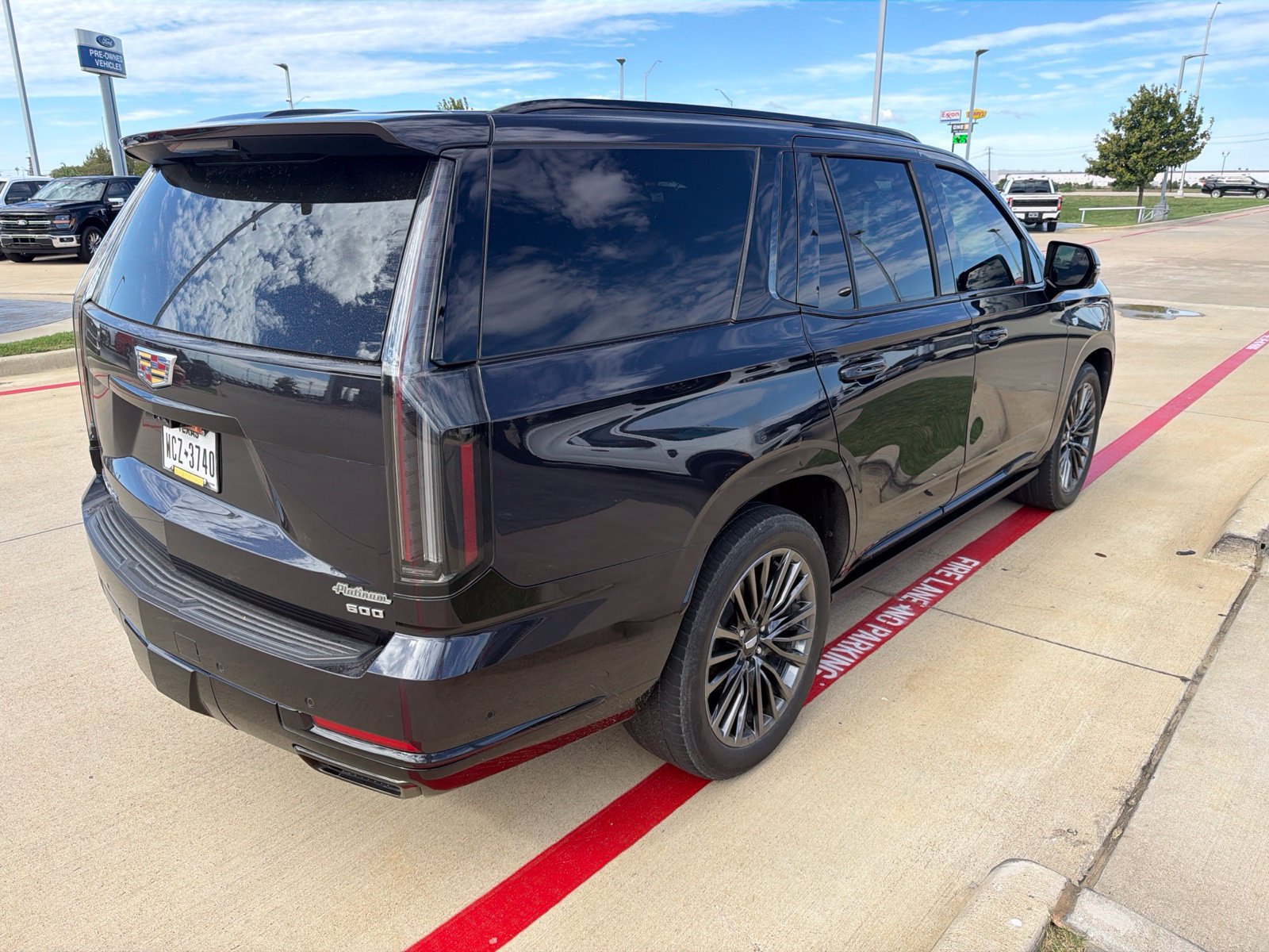 Used 2025 Cadillac Escalade Sport Platinum AWD/4WD image 21