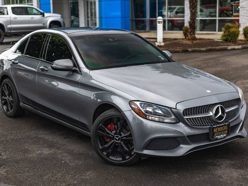 Used 2016 Mercedes-Benz C 300 4MATIC Sedan image 2