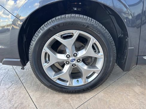 Used 2017 Subaru Forester 2.5i Touring image 10