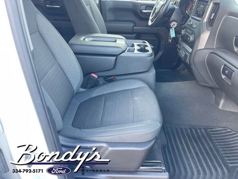 Used 2022 Chevrolet Silverado 1500 Custom w/ Safety Confidence Package image 22