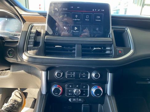 Used 2023 GMC Yukon SLE w/ Gmc Pro Safety Plus Package image 23