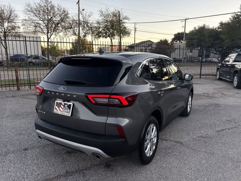 Used 2023 Ford Escape Active image 25