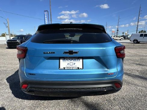 New 2026 Chevrolet Trax RS image 6