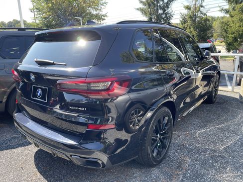 Used 2021 BMW X5 xDrive40i w/ M Sport Package image 5