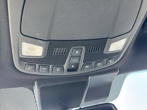 Used 2020 Ford F150 Lariat w/ Equipment Group 502A Luxury AWD/4WD image 40
