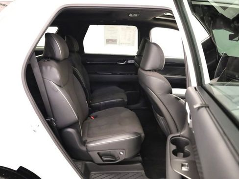 Used 2025 Hyundai Palisade Calligraphy AWD/4WD image 32