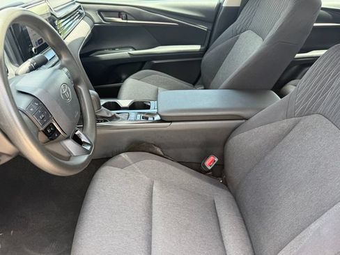 Used 2025 Toyota Camry LE FWD image 12