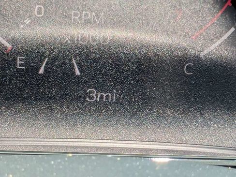 New 2027 GMC Terrain Elevation w/ Elevation Premium Package FWD image 32