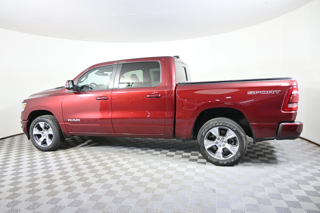 Used 2023 RAM 1500 Laramie AWD/4WD image 3