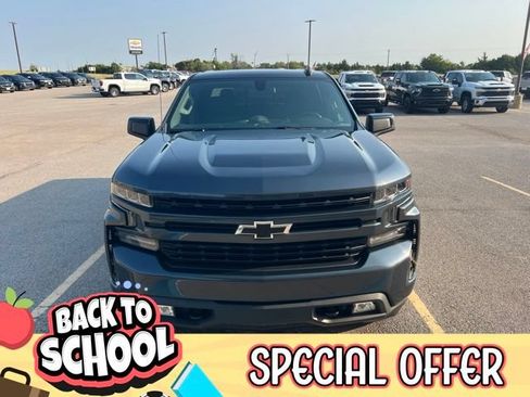 Used 2021 Chevrolet Silverado 1500 RST w/ Convenience Package II AWD/4WD image 2