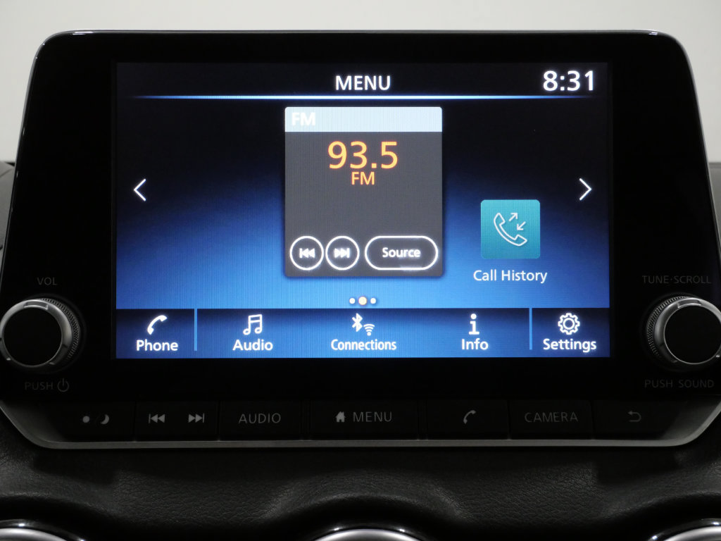 Used 2024 Nissan Sentra SV FWD image 16