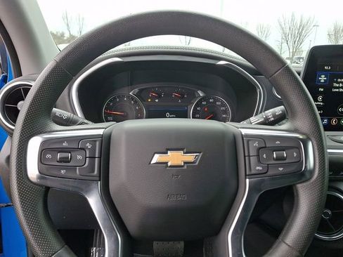 Used 2025 Chevrolet Blazer LT image 18