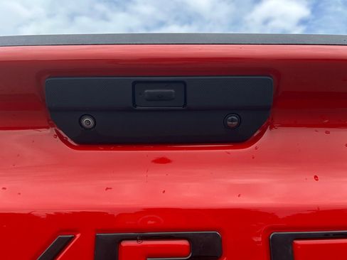 Used 2021 Chevrolet Silverado 1500 LT Trail Boss w/ Convenience Package II image 16