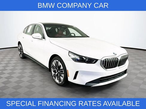 Used 2026 BMW 540i xDrive AWD/4WD image 2