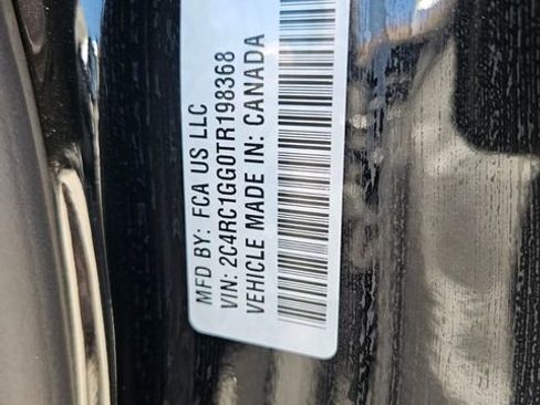 New 2026 Chrysler Pacifica Limited image 9