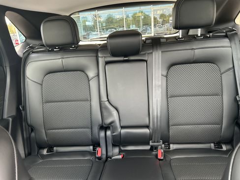 New 2025 Ford Escape SE image 14