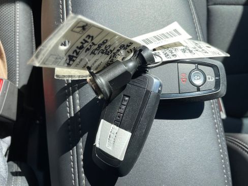 Used 2024 Ford Bronco Sport Badlands image 28