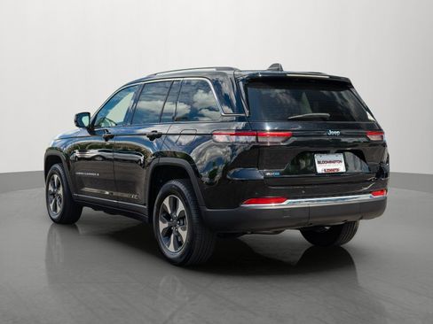 Used 2023 Jeep Grand Cherokee 4WD 4xe image 5