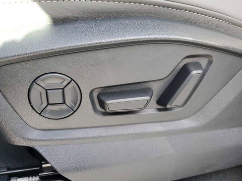 Certified 2025 Audi Q8 Premium Plus image 13