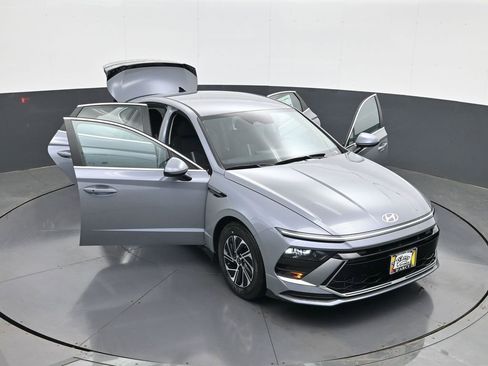 New 2026 Hyundai Sonata Blue FWD image 29